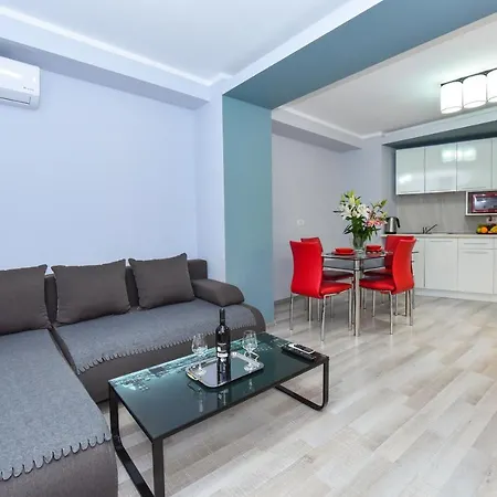 Ben Yehuda - Shabbat Friendly * Bucharest