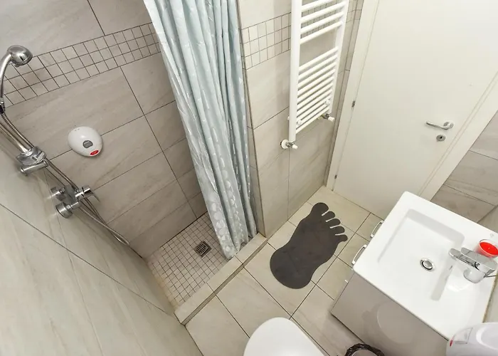 Ben Yehuda - Shabbat Friendly Apartment *