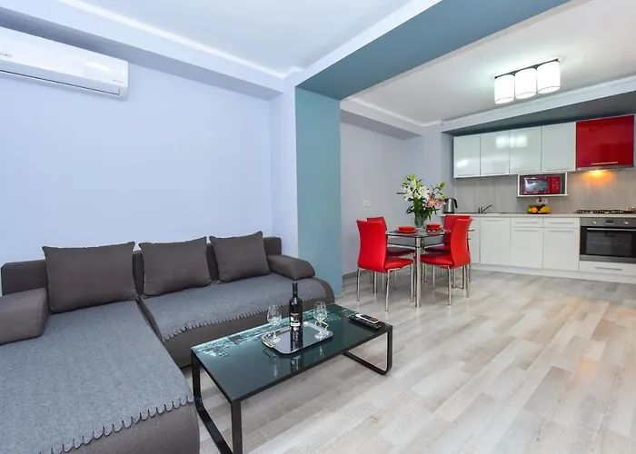 Ben Yehuda - Shabbat Friendly * Bucharest