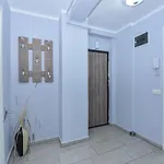 Ben Yehuda - Shabbat Friendly Apartamento Bucareste