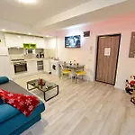 Ben Yehuda - Shabbat Friendly Apartamento Bucareste