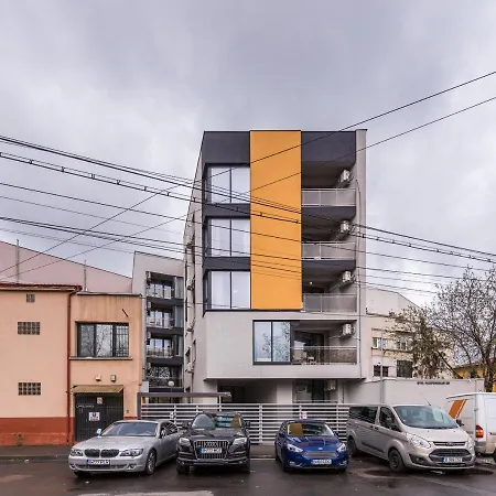 Ben Yehuda - Shabbat Friendly Apartment Bucharest