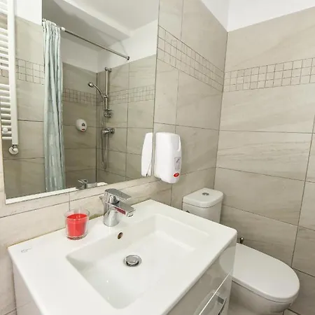 Lejlighed Ben Yehuda - Shabbat Friendly Bukarest