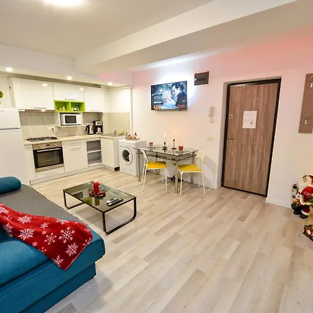 Ben Yehuda - Shabbat Friendly Appartamento Bucarest