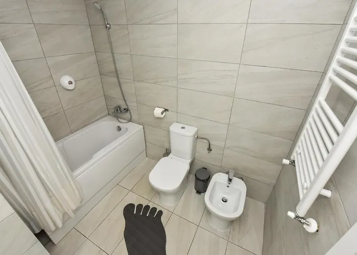 Ben Yehuda - Shabbat Friendly * Bukarest