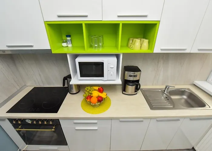 Ben Yehuda - Shabbat Friendly * Bukarest