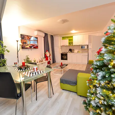 Ben Yehuda - Shabbat Friendly Apartamento Bucarest